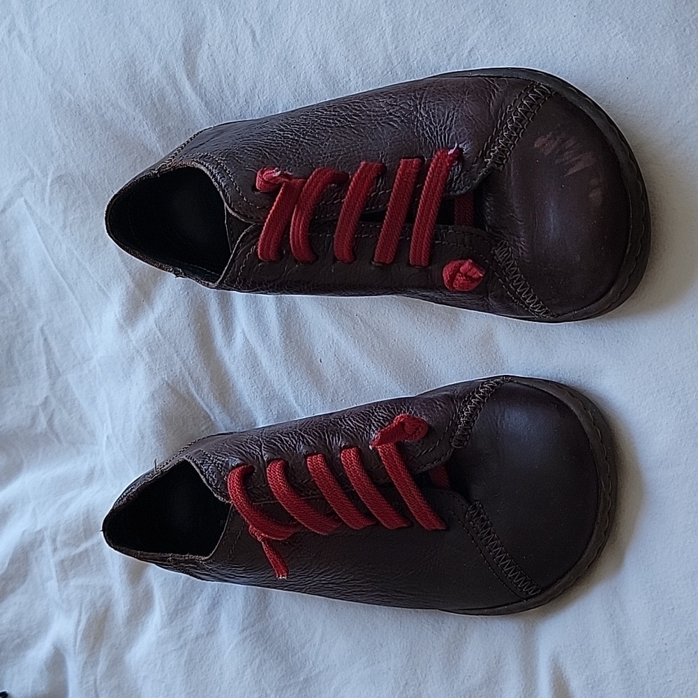 Peu Brown Leather Red Laces Camper